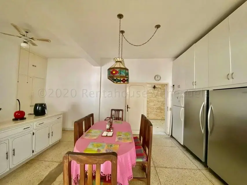 Casa (Multipes Niveles) en Venta en Prados del Este, Distrito Metropolitano - 10