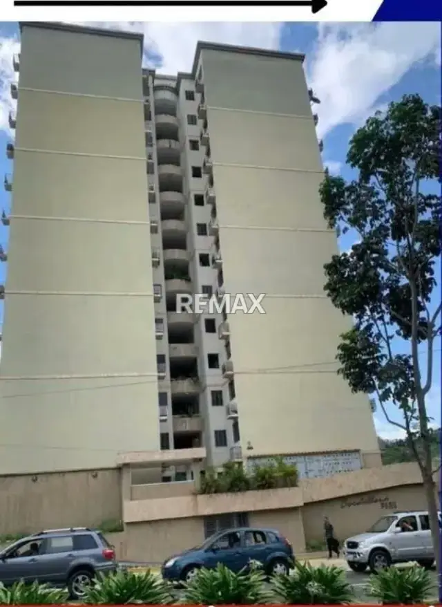 Hermoso apartamento en venta en conjunto residencial Cordillera Park Piso 11