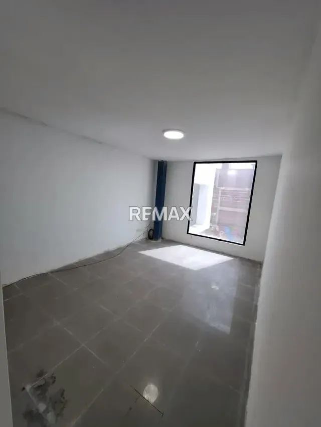 VENTA DE OFICINA TORRE E #1006 - 2