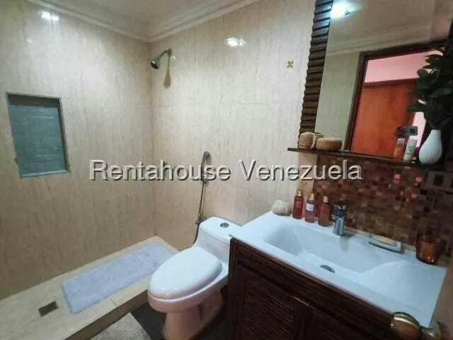 Apartamento (1 Nivel) en Venta en Colinas de Bello Monte, Distrito Metropolitano - 26