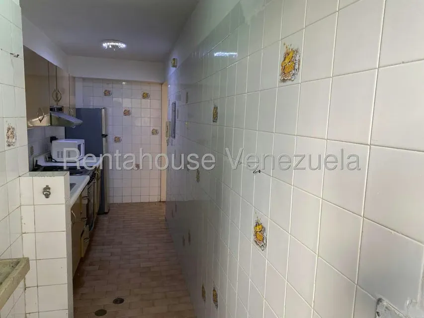 Apartamento (1 Nivel) en Venta en Guaicay, Distrito Metropolitano - 4