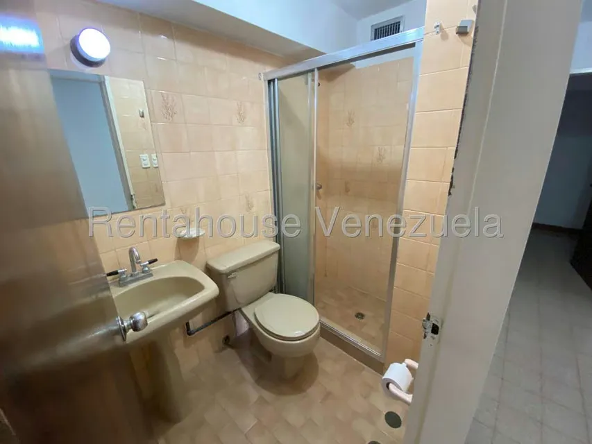 Apartamento (1 Nivel) en Venta en Guaicay, Distrito Metropolitano - 5
