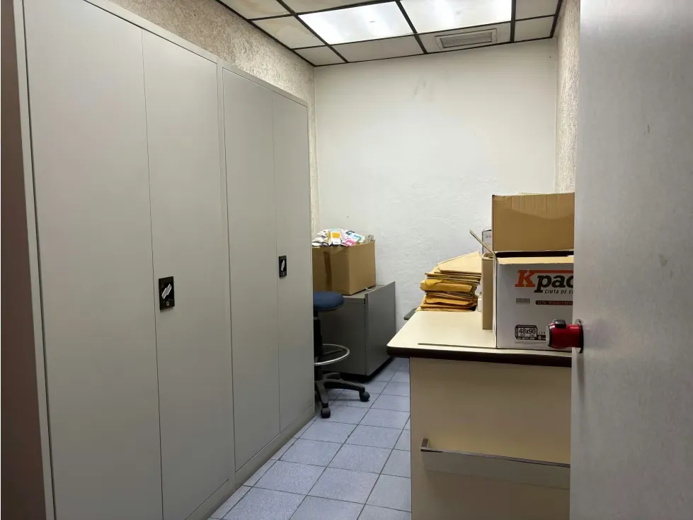 SE VENDE GALPON INDUSTRIAL EN EL LLANITO 1.749 M2 - 11