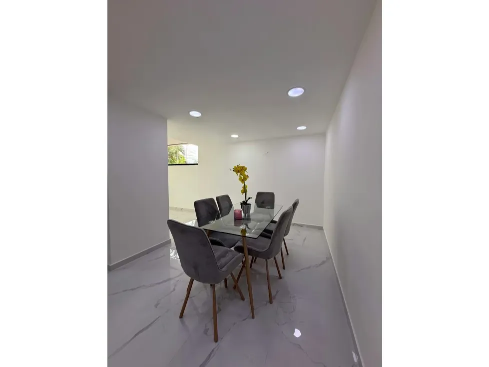 SE VENDE PLANTA BAJA EN CAURIMARE - 3