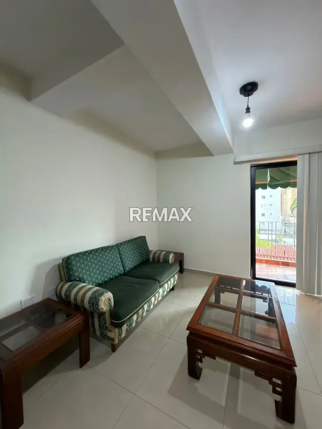 Se vende apartamento tipo estudio - 2