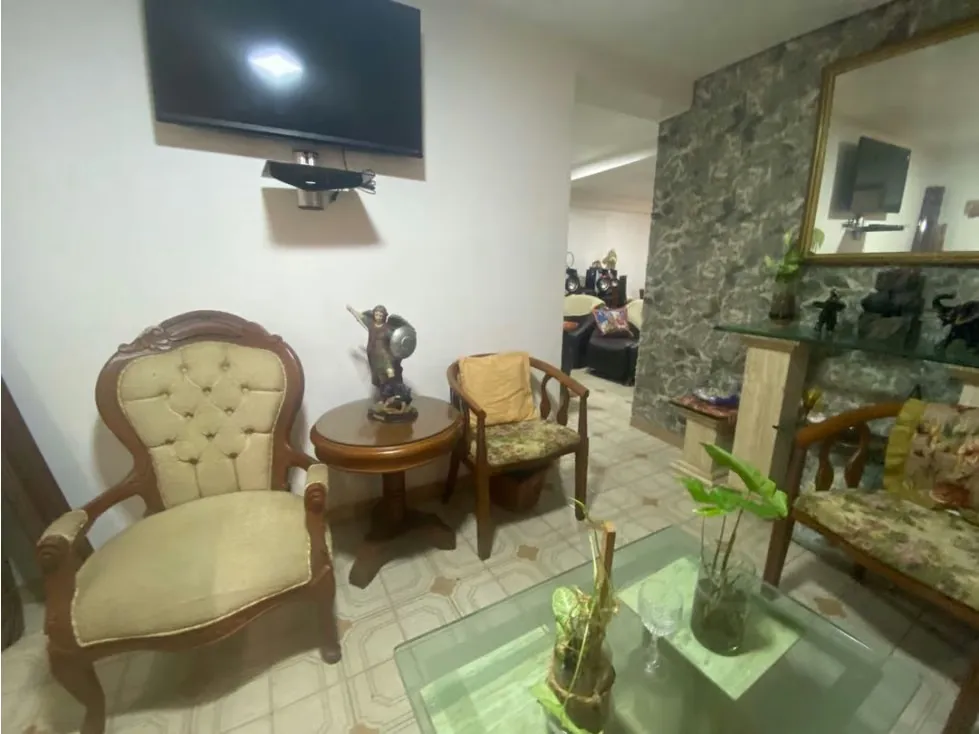 Venta de apartamento Urbanización Nueva Caracas.Catia 83m2 En 55000 - 4