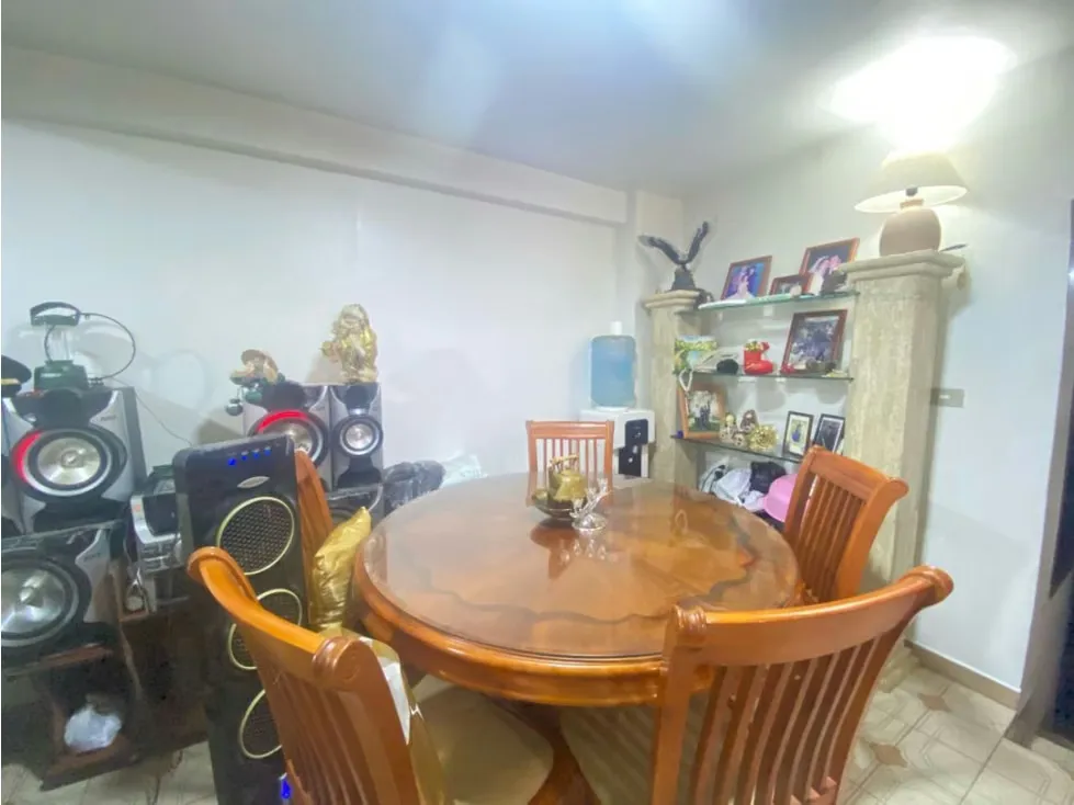 Venta de apartamento Urbanización Nueva Caracas.Catia 83m2 En 55000 - 9