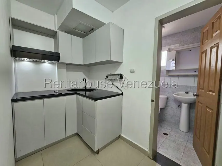 Apartamento (1 Nivel) en Alquiler en Centro, Falcon - 2