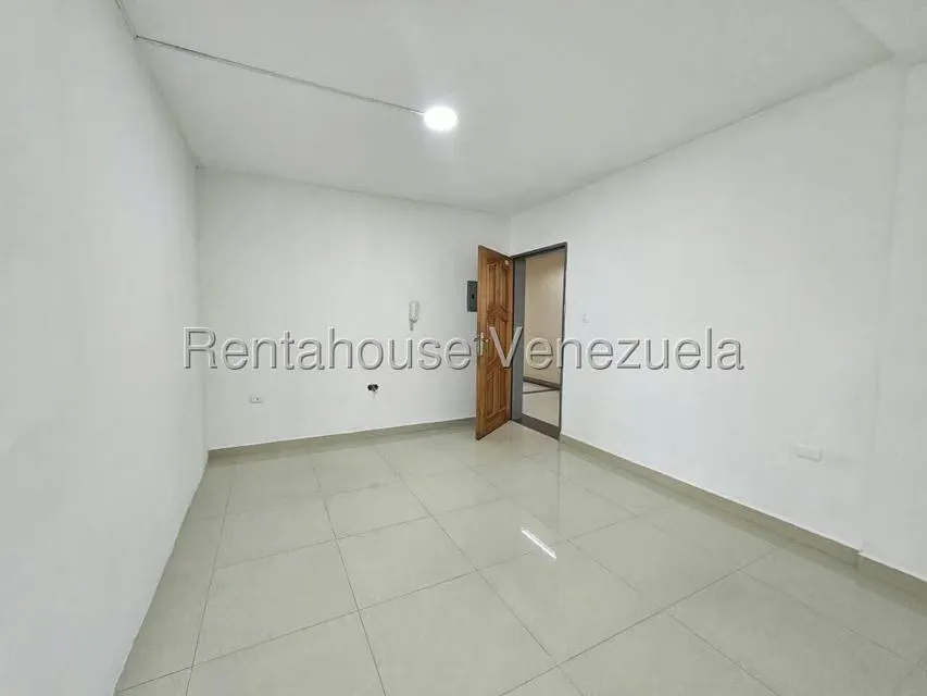 Apartamento (1 Nivel) en Alquiler en Centro, Falcon - 7