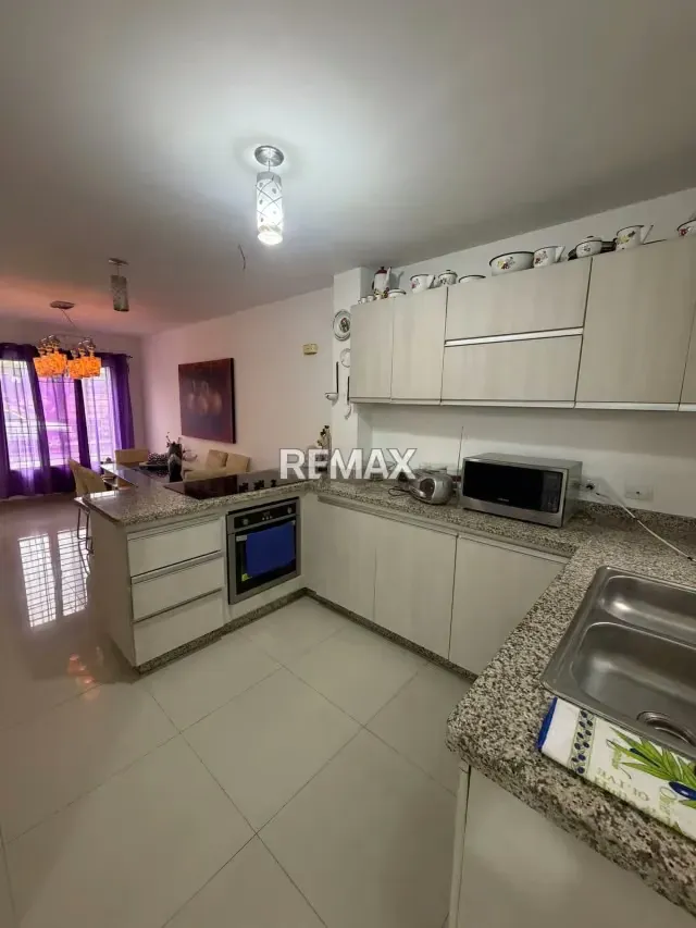 Casa en Venta en Cabudare en conjunto moderno con planta eléctrica integral y - 15