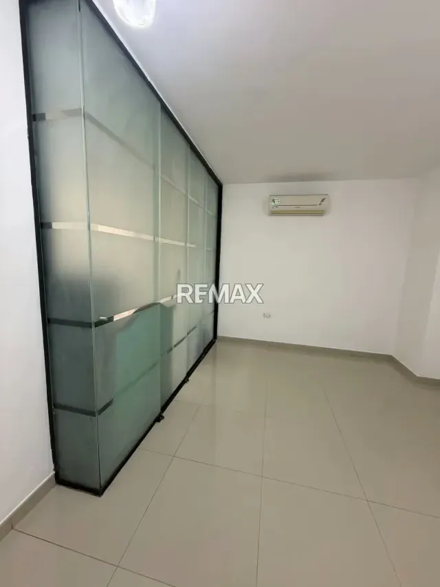 Casa en Venta en Cabudare en conjunto moderno con planta eléctrica integral y - 19
