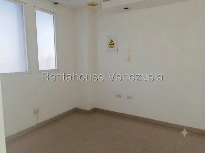 Local Comercial en Alquiler en Las Minas, Miranda - 7