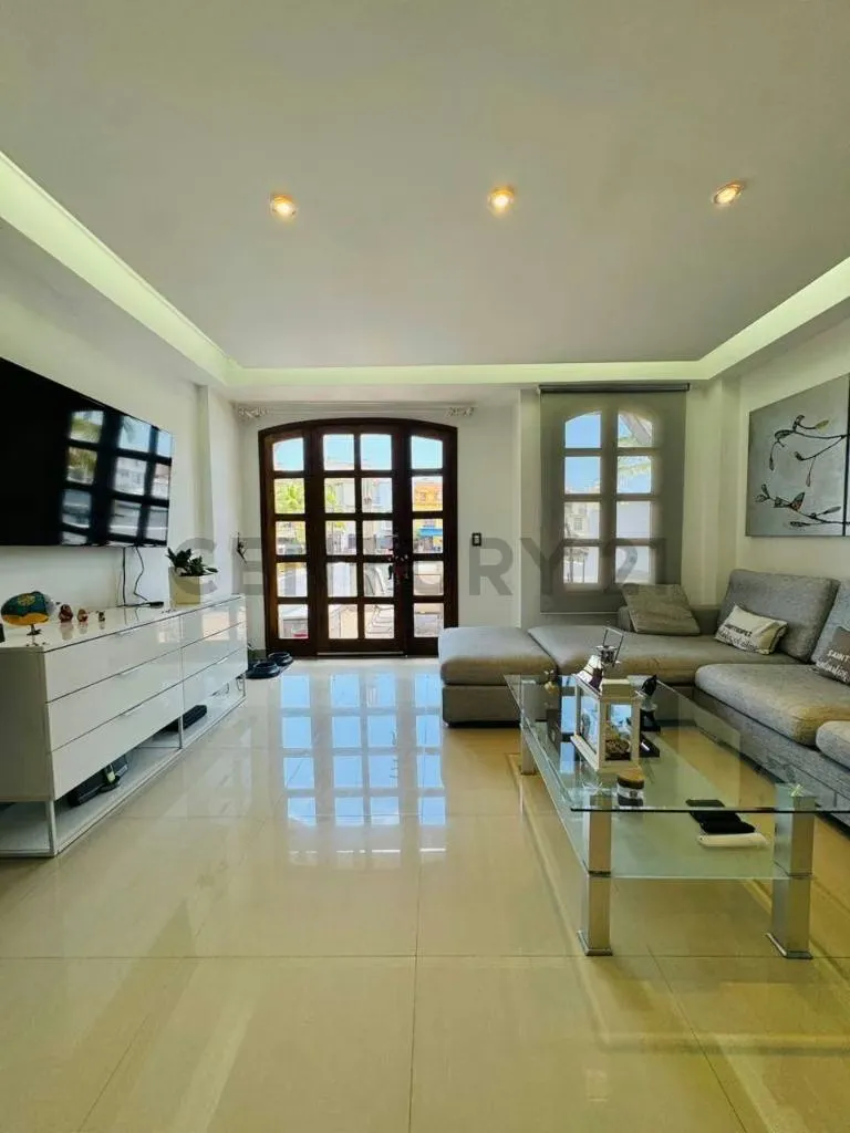 Alquiler de Town-House en Conjunto Residencial Pueblo Viejo, Lecheria - 5