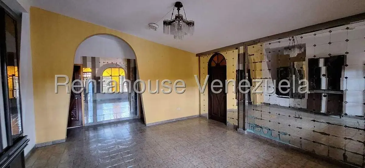 Casa (Multipes Niveles) en Venta en Las Cumbres, Merida - 16