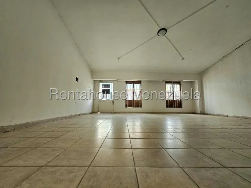 Comercial (Local Comercial) en Alquiler en Centro, Falcon - 2