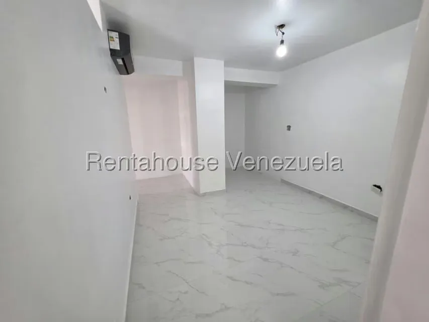 Apartamento (1 Nivel) en Venta en Frutas Condominio, Miranda - 2