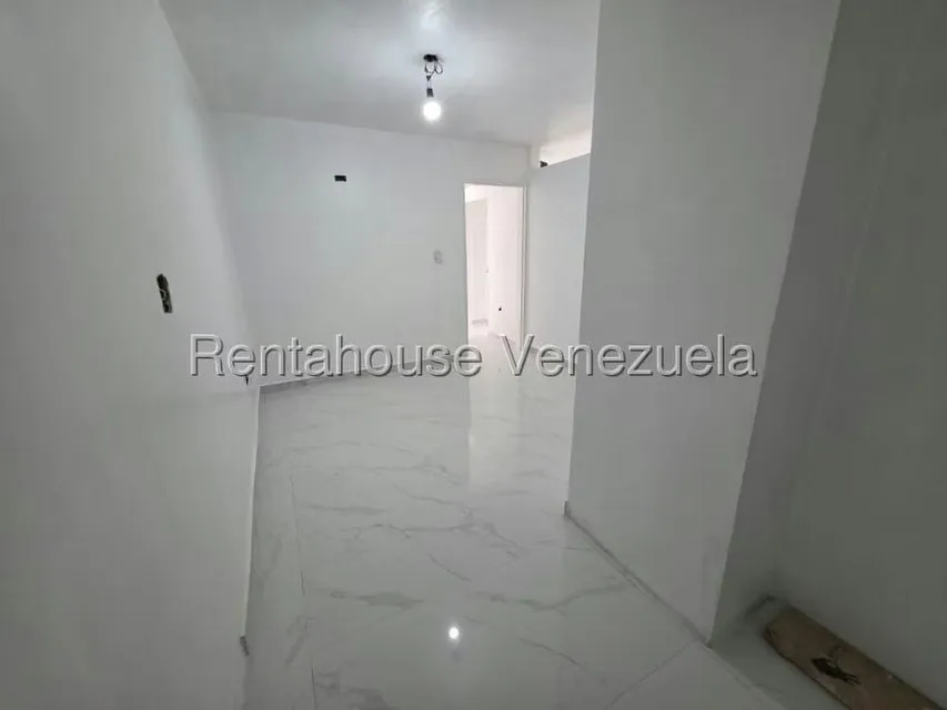 Apartamento (1 Nivel) en Venta en Frutas Condominio, Miranda - 3