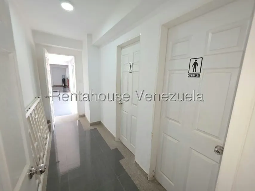 Apartamento (1 Nivel) en Venta en Frutas Condominio, Miranda - 33