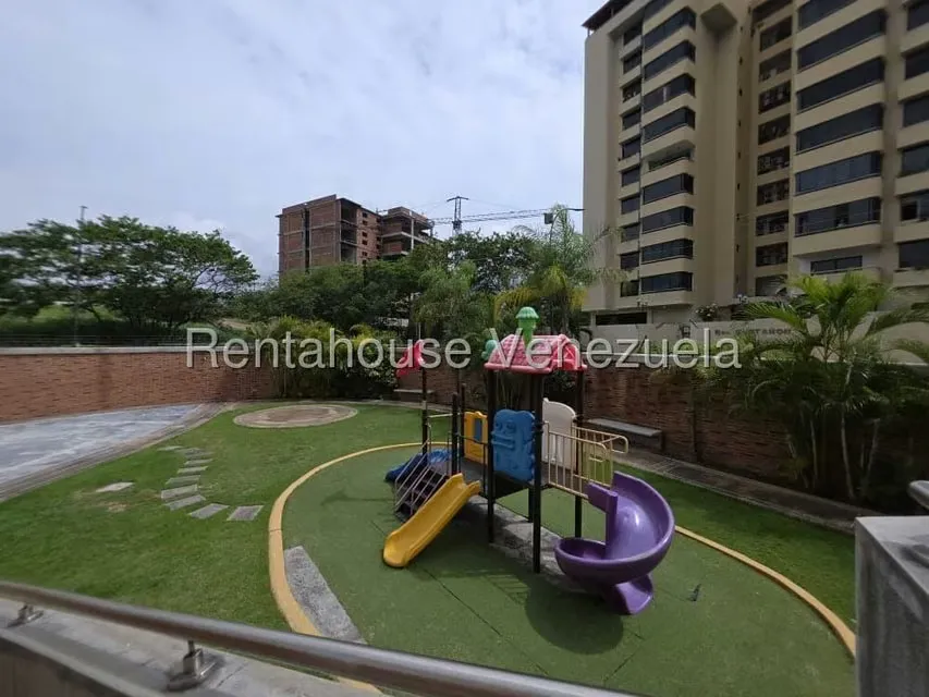Apartamento (1 Nivel) en Venta en Frutas Condominio, Miranda - 38