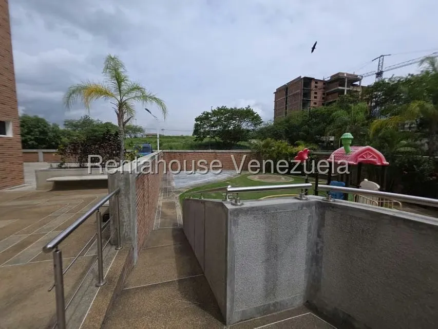 Apartamento (1 Nivel) en Venta en Frutas Condominio, Miranda - 40