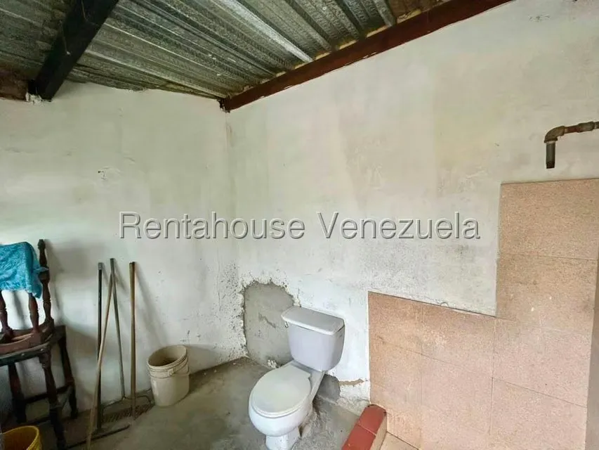 Comercial (Club Campestre) en Venta en Zona Oeste, Lara - 26
