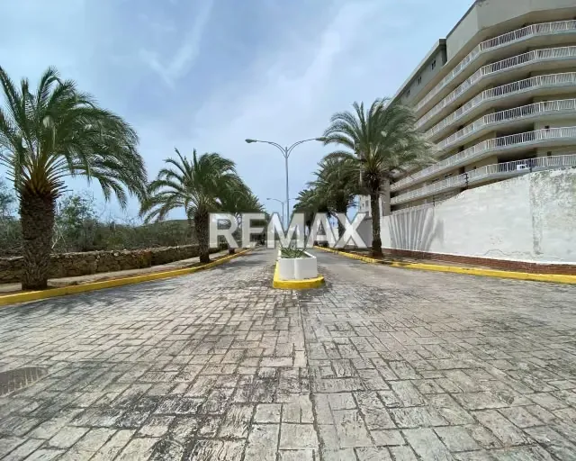 ¡INVIERTE CON VISTA AL MAR! EN VENTA ESPECTACULAR TERRENO EN URBANIZACIÓN PRIVADA CON VIGILANCIA, UBICADO ESTRATÉGICAMENTE ENTRE PLAYA MORENO Y PLAYA EL ÁNGEL. TU PRÓXIMO PROYECTO COMIENZA AQUÍ. - 3