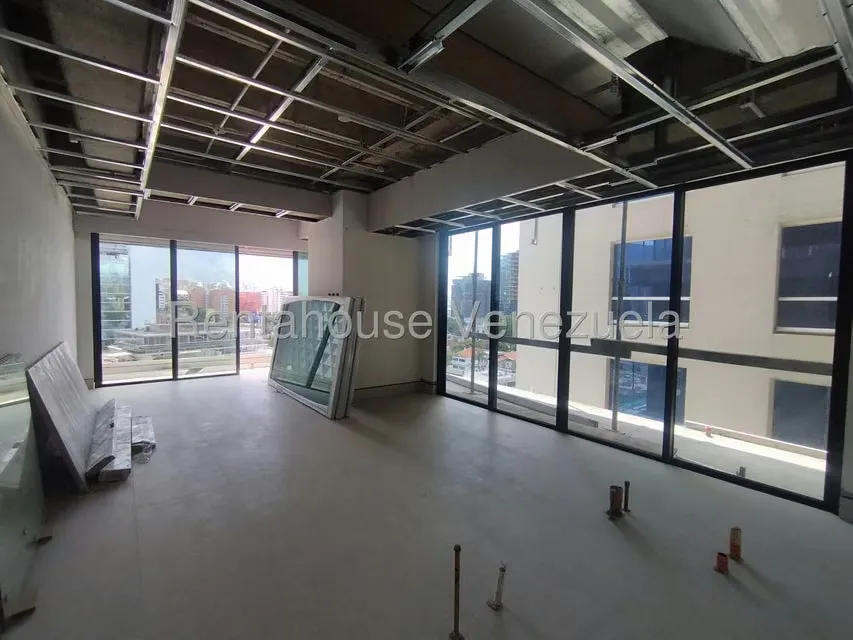 Apartamento (1 Nivel) en Venta en Las Mercedes, Distrito Metropolitano - 2