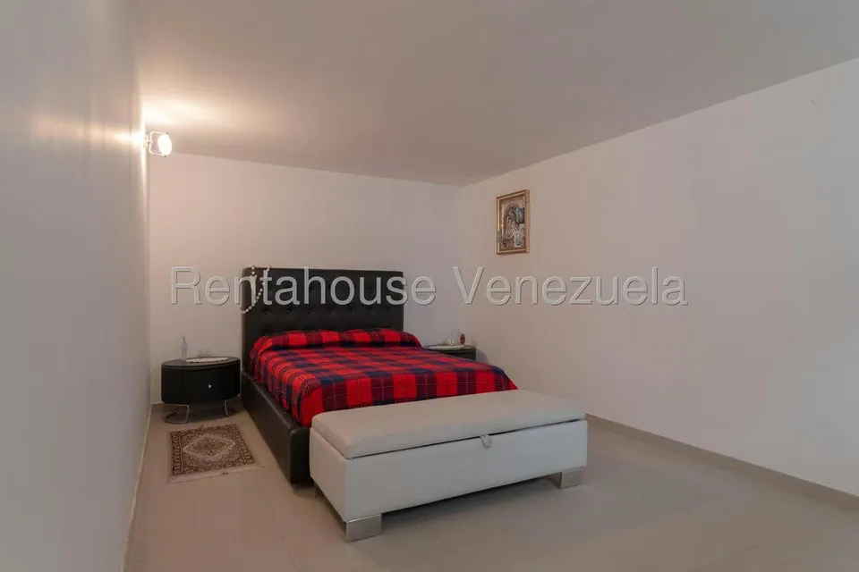Casa (Duplex) en Venta en Santa Fe Norte, Distrito Metropolitano - 53