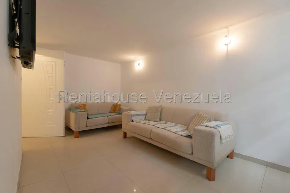 Casa (Duplex) en Venta en Santa Fe Norte, Distrito Metropolitano - 54