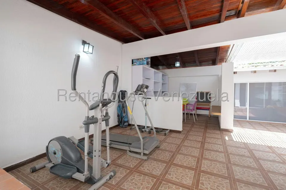 Casa (Duplex) en Venta en Santa Fe Norte, Distrito Metropolitano - 56