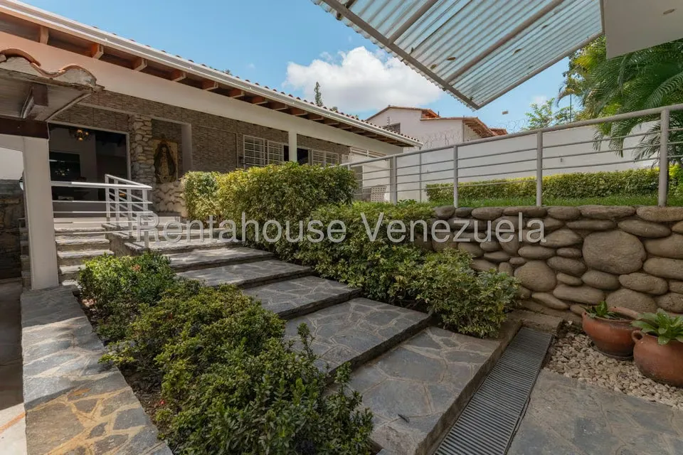 Casa (Duplex) en Venta en Santa Fe Norte, Distrito Metropolitano - 60