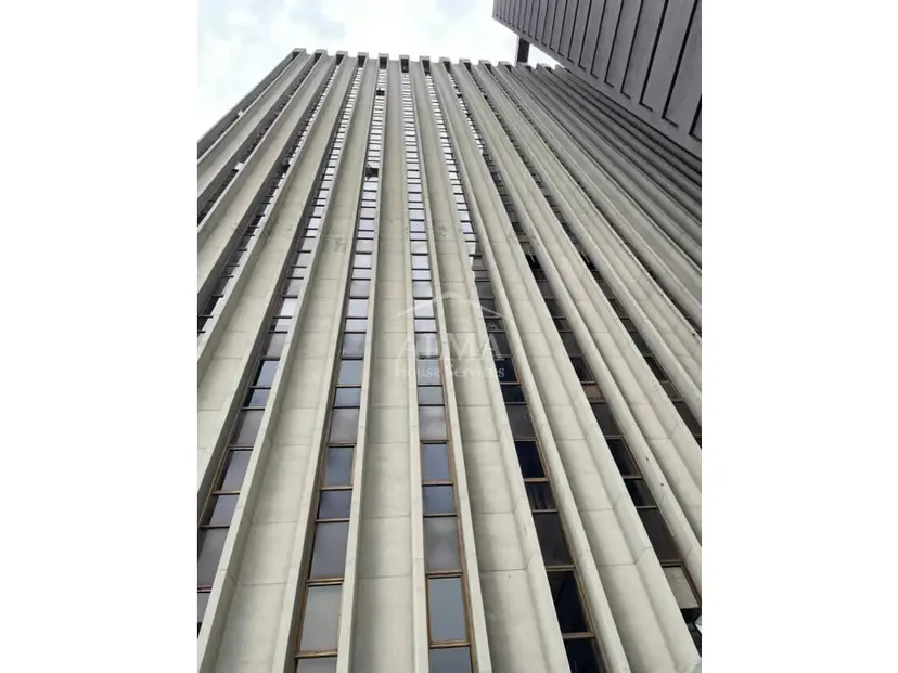 Alquiler de Oficina en Los Palos Grandes del Municipio Chacao 303 m2