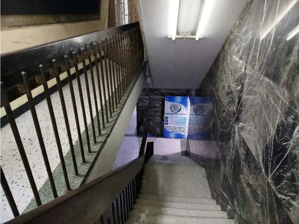 OPORTUNIDAD Oficina de 73m Av Urdaneta, 3 OFC 1 Bañ - 2