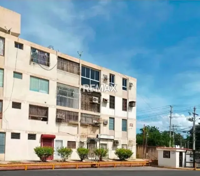 VENDO APARTAMENTO EN RESIDENCIAS EL PORTÓN