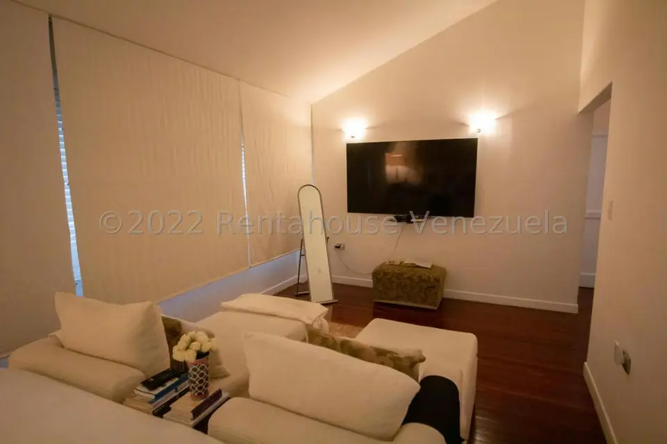 Casa (Multipes Niveles) en Venta en Alto Hatillo, Distrito Metropolitano - 20