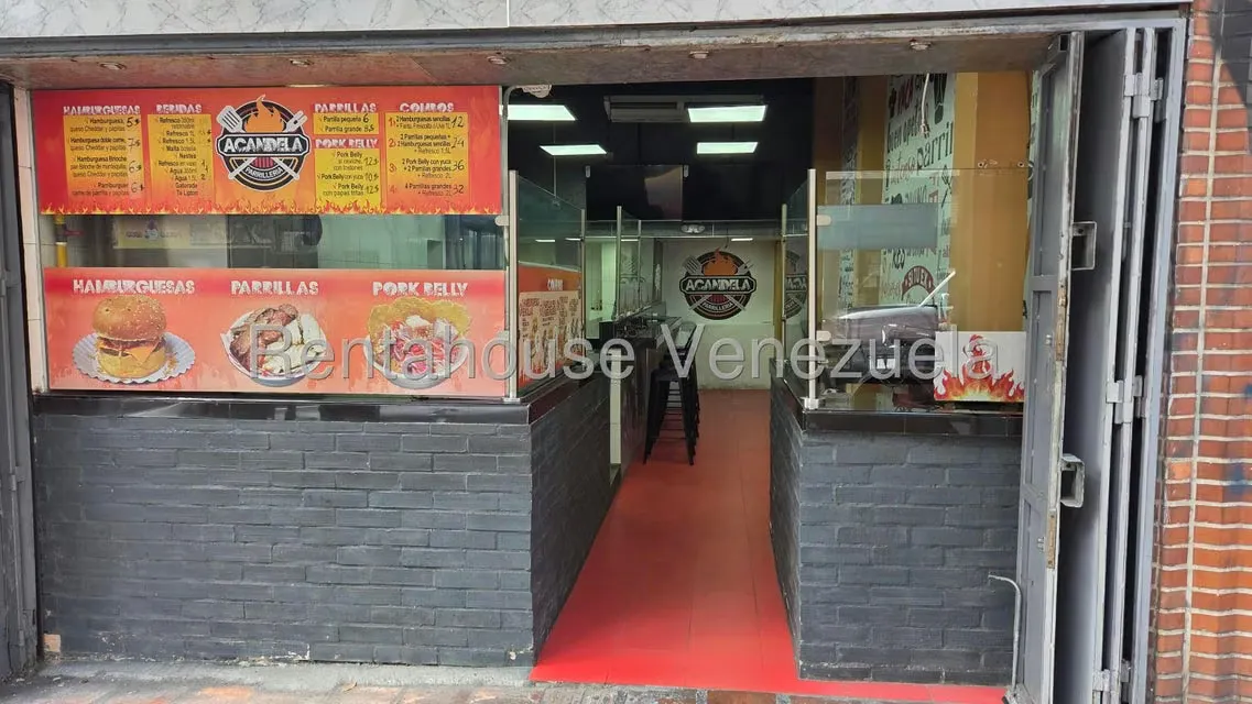 Local Comercial en Alquiler en Parroquia La Candelaria, Distrito Metropolitano - 3