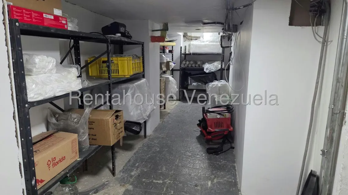 Local Comercial en Alquiler en Parroquia La Candelaria, Distrito Metropolitano - 7