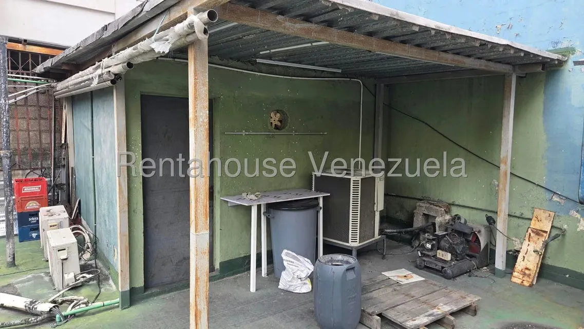 Local Comercial en Alquiler en Parroquia La Candelaria, Distrito Metropolitano - 10