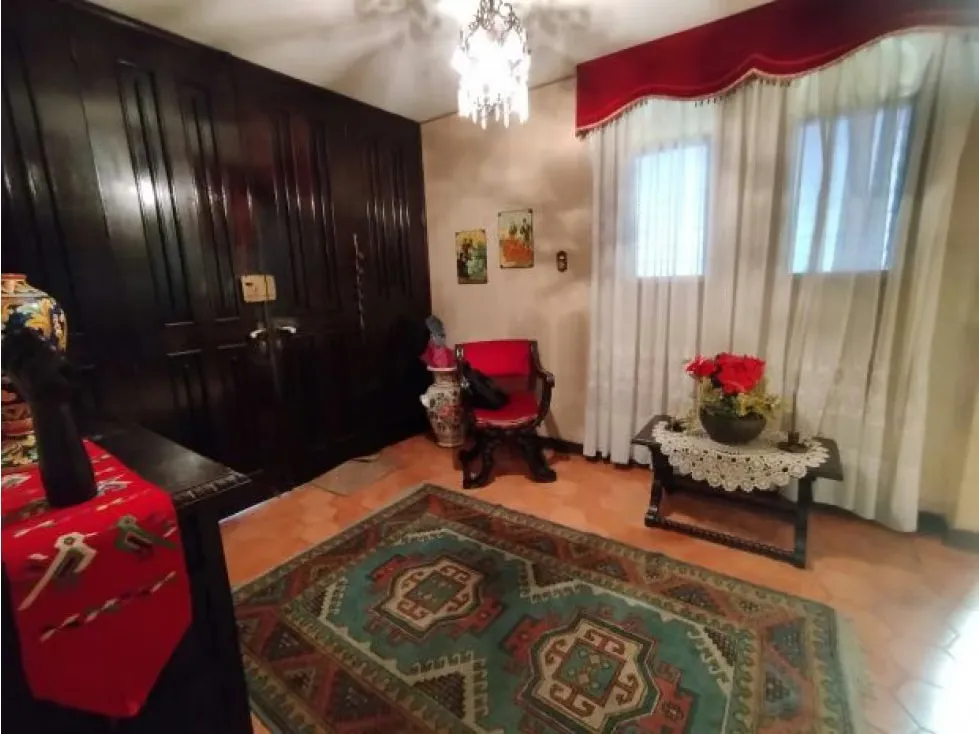 CASA EN VENTA - URB MACARACUAY - 13