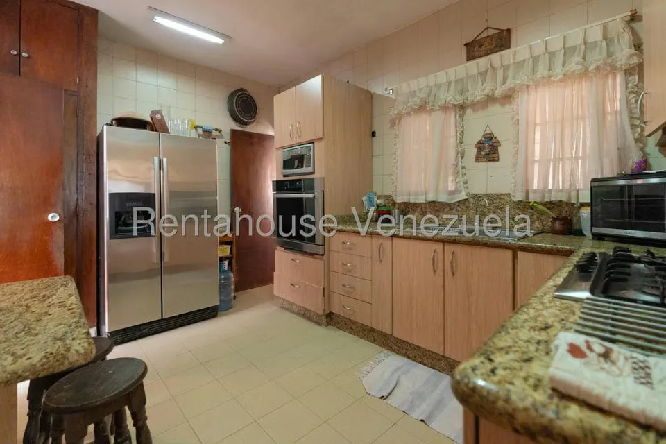 Casa (Duplex) en Venta en El Cafetal, Distrito Metropolitano - 8