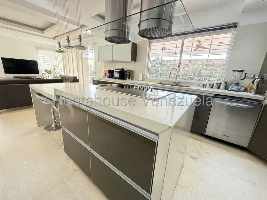 Casa (Duplex) en Venta en Llano Alto, Portuguesa - 11