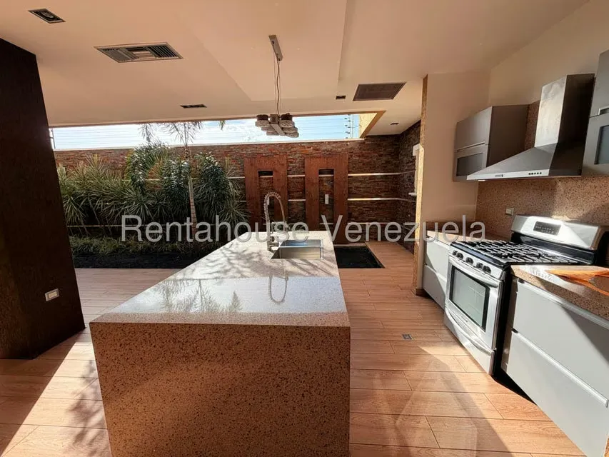 Casa (Duplex) en Venta en Llano Alto, Portuguesa - 32