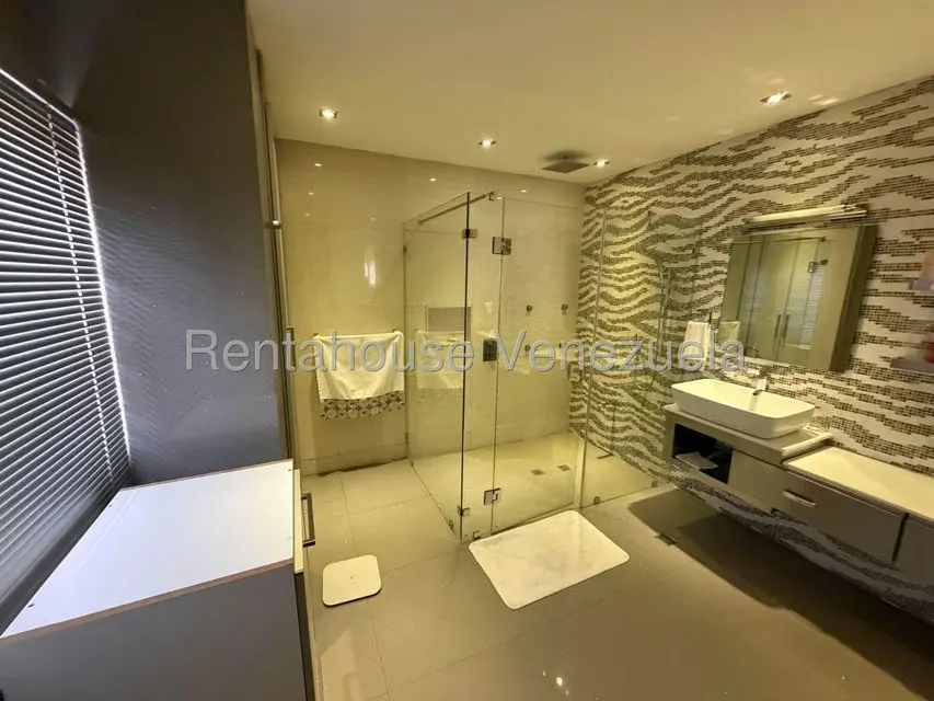 Casa (Duplex) en Venta en Llano Alto, Portuguesa - 44
