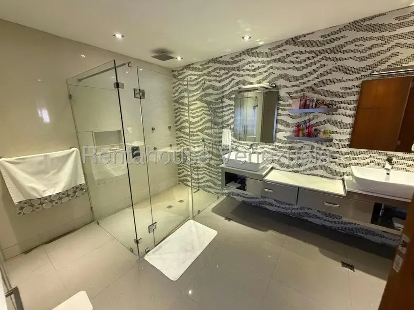 Casa (Duplex) en Venta en Llano Alto, Portuguesa - 45