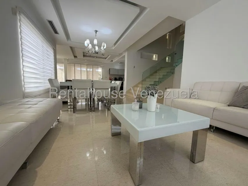 Casa (Duplex) en Venta en Llano Alto, Portuguesa - 8