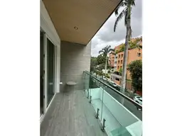 View 16