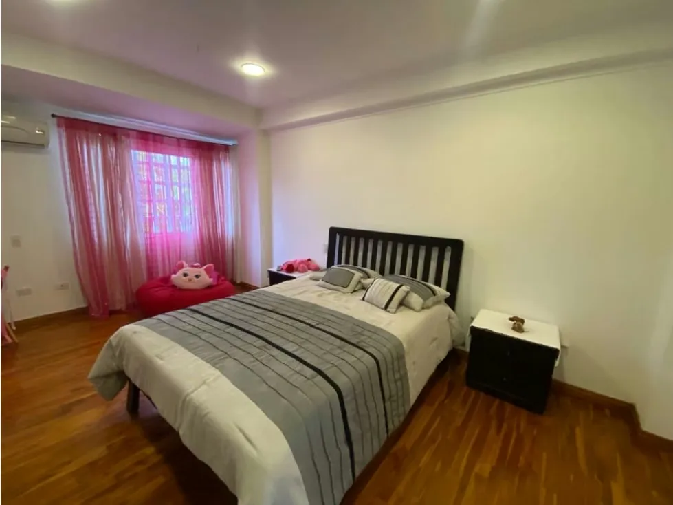 Vendo casa 594m2 La Lagunita 2509 - 13