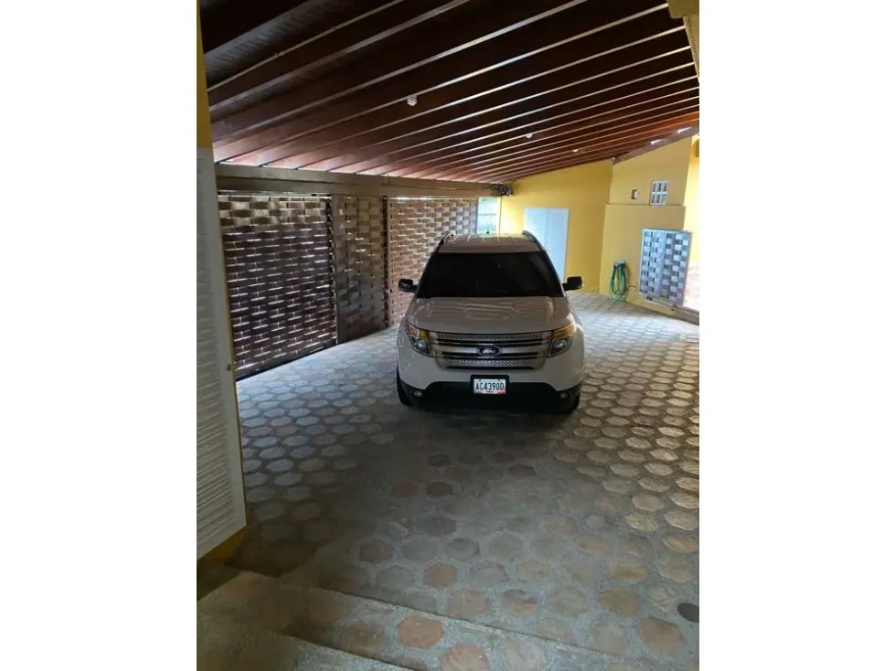 Vendo casa 594m2 La Lagunita 2509 - 22