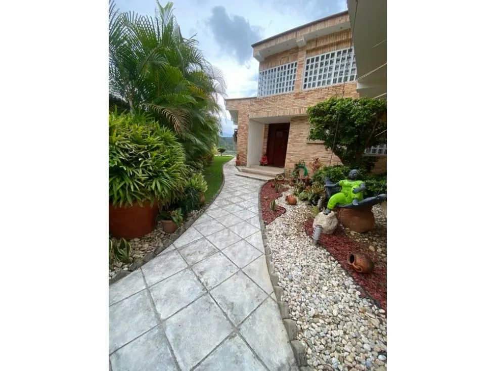 Vendo casa 594m2 La Lagunita 2509 - 24