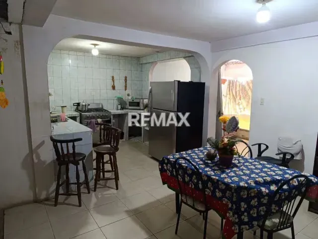 En venta Casa en La Urb. Ciudad Salud - 2